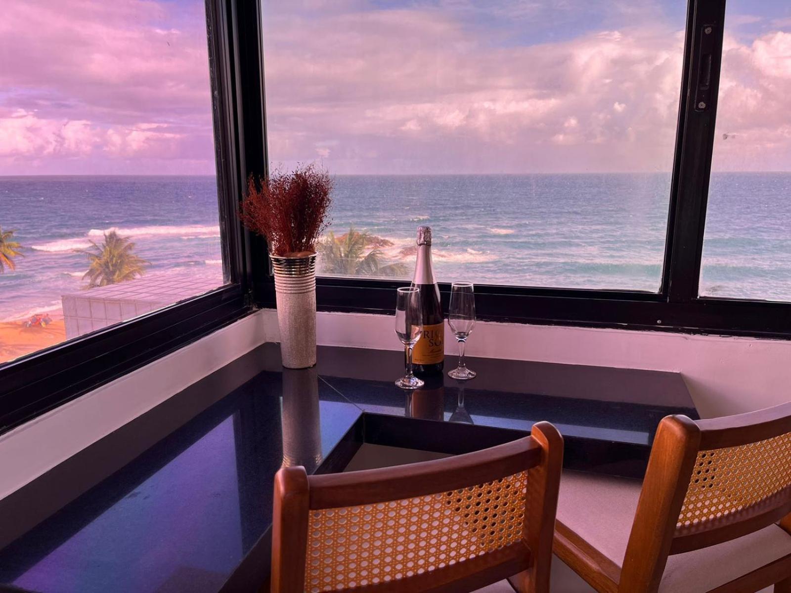 Apartamento Maravilhoso 3 Quartos Vista Mar Ondina